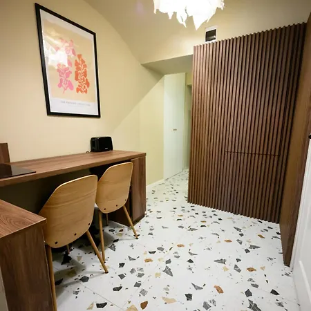 Agronomy Apartment *